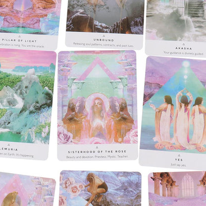 𝐖𝐨𝐫𝐤 𝐘𝐨𝐮𝐫 𝐋𝐢𝐠𝐡𝐭 𝐎𝐫𝐚𝐜𝐥𝐞 啟動內在光能神諭卡（中英文版皆有）