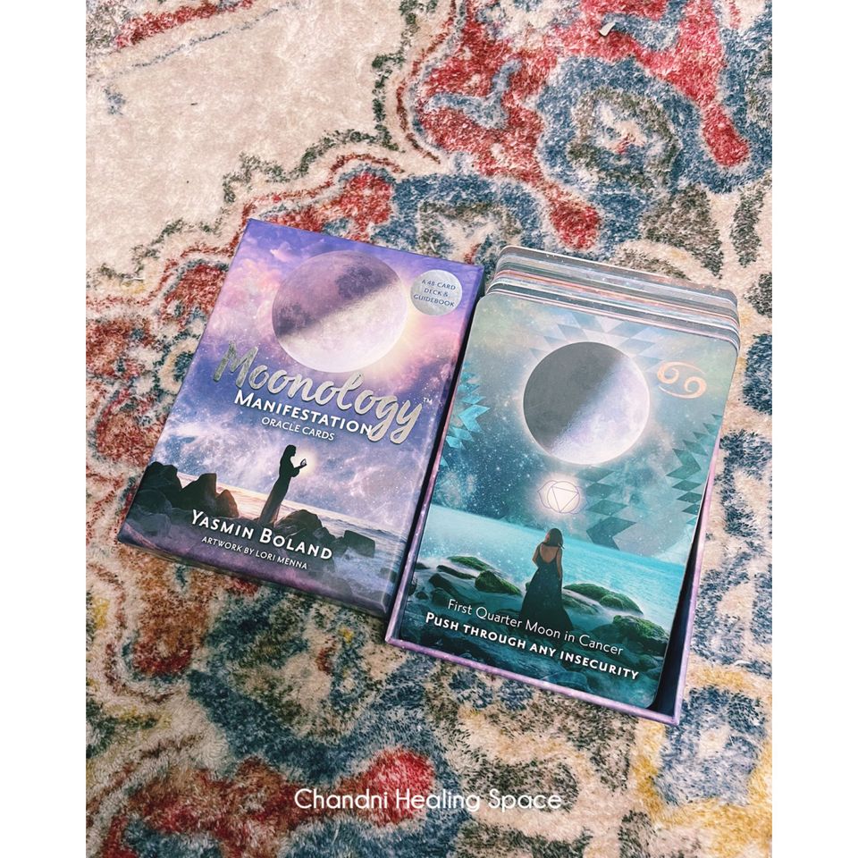 月亮顯化神諭卡 𝐌𝐨𝐨𝐧𝐨𝐥𝐨𝐠𝐲 𝐌𝐚𝐧𝐢𝐟𝐞𝐬𝐭𝐚𝐭𝐢𝐨𝐧 𝐎𝐫𝐚𝐜𝐥𝐞 （中英文皆有售）